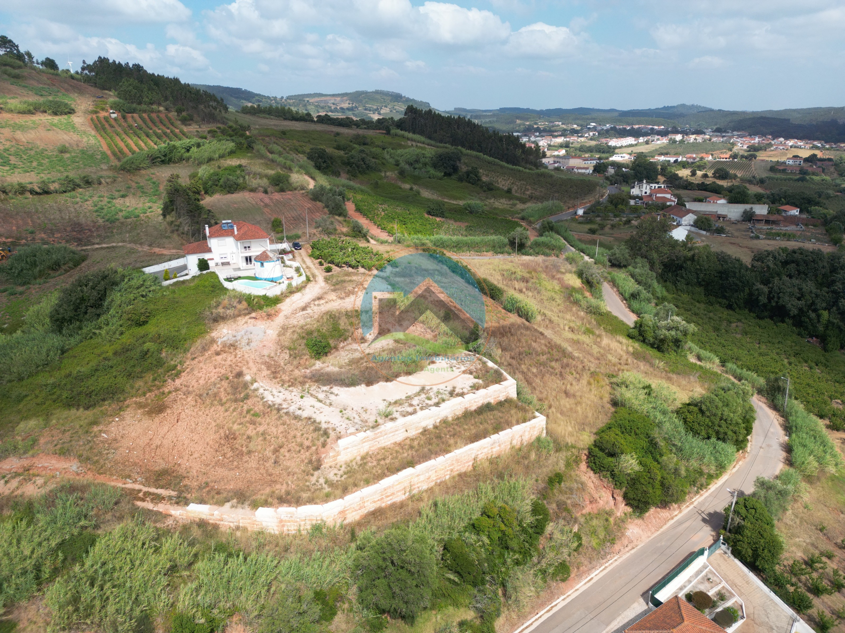 Terreno com Projeto Aprovado para Moradia Contemporânea em Figueiros — Photo 7