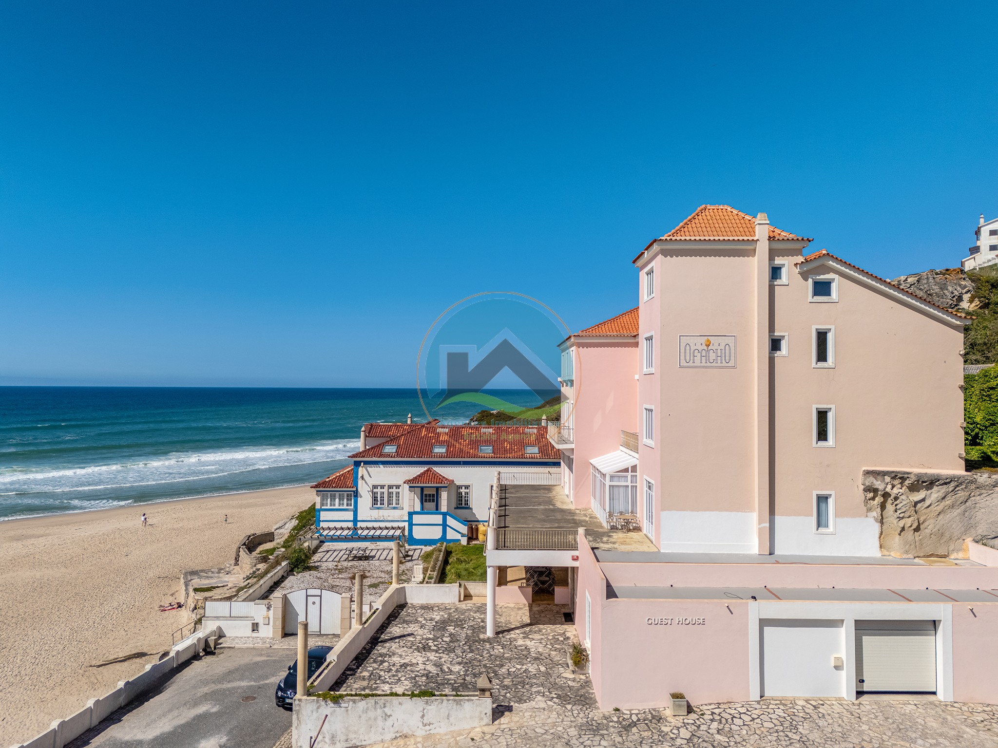 Unidade hoteleira de charme em primeira linha de mar na Foz do — Photo 31