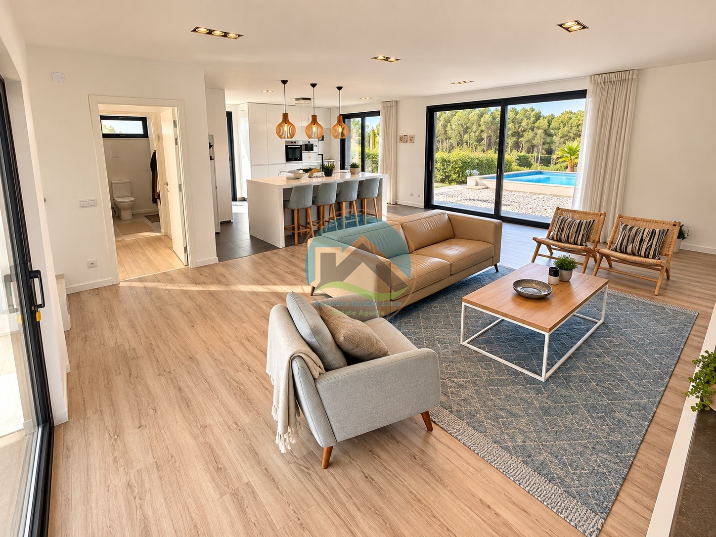 Moradia T4 estilo contemporâneo com piscina no Nadadouro — Photo 9