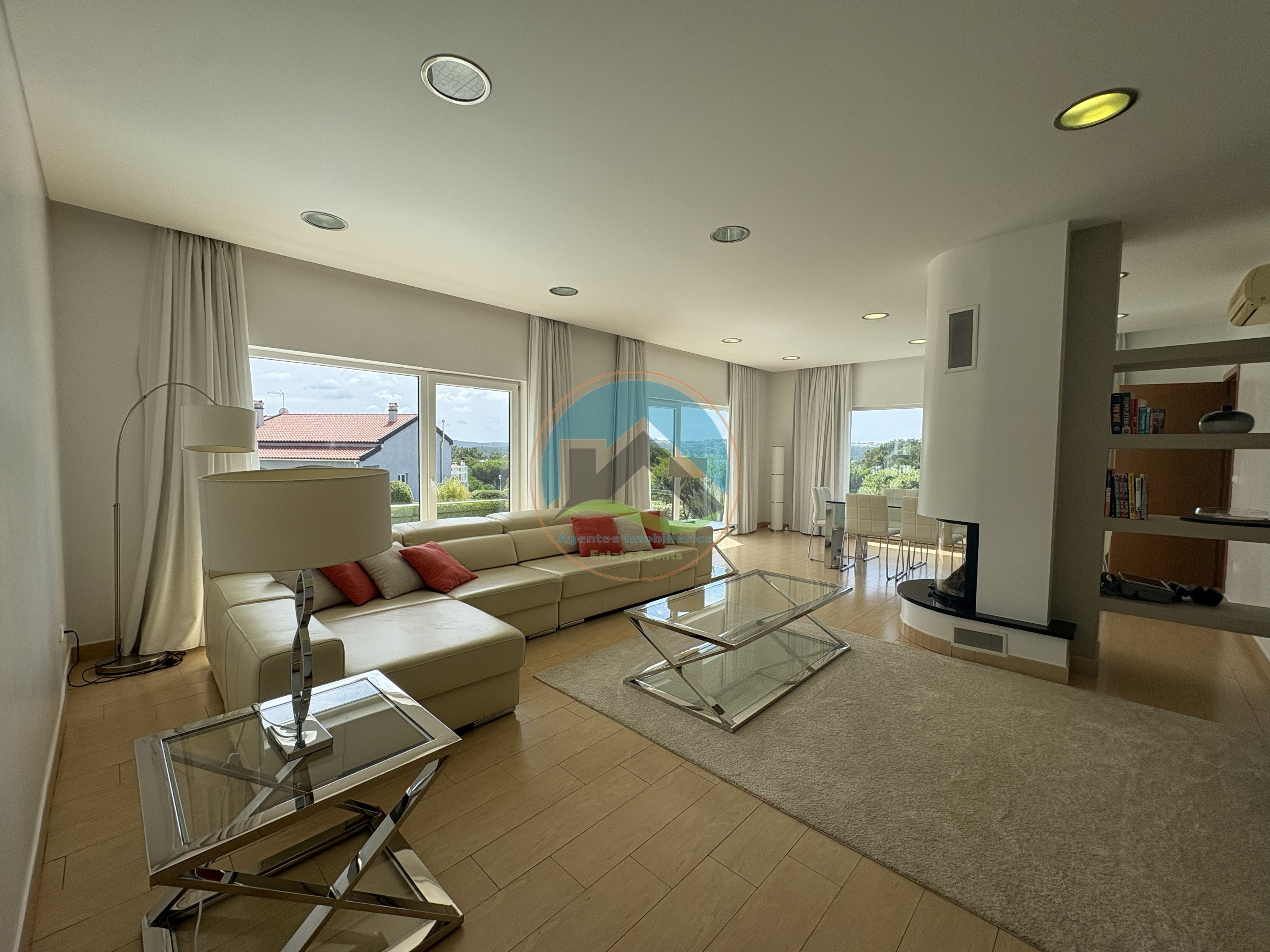 Moradia Contemporânea de Luxo com Vista Deslumbrante sobre a — Photo 24