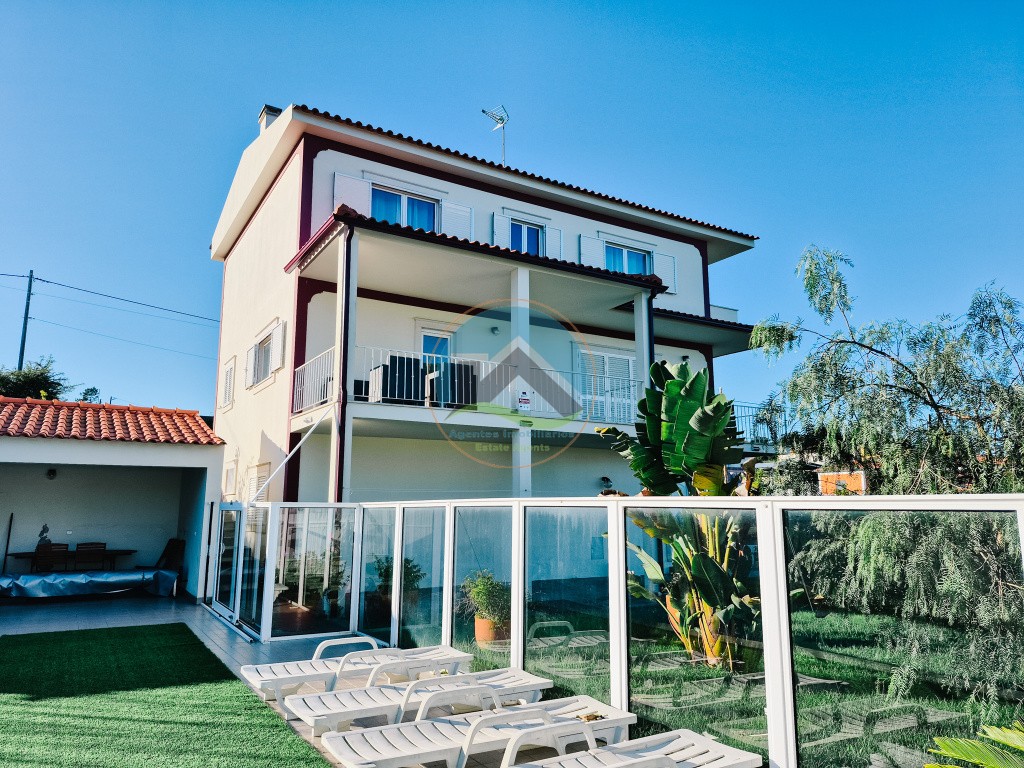 Moradia T4 com garagem, jardim e piscina - Coto, Caldas da Rainha — Photo 47