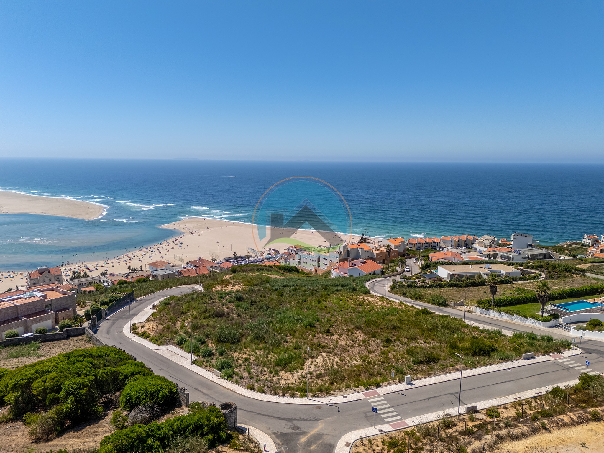 Lote para Construção com Vista Exclusiva para o Atlântico e Lagoa — Foto 1