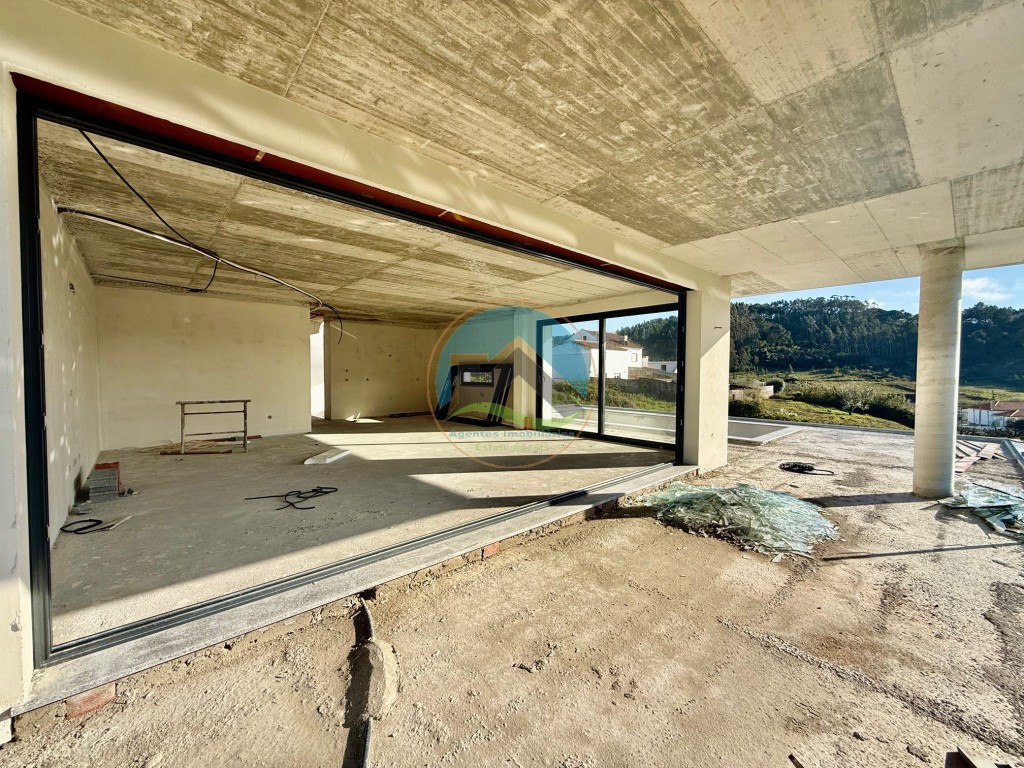 Moradia T4 com garagem, piscina e jardim - Salir de Matos, Caldas da Rainha — Photo 4