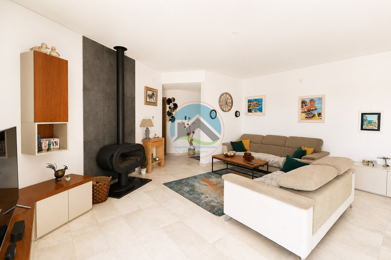 Moradia Contemporânea Térrea com Piscina Aquecida e terreno na — Foto 7