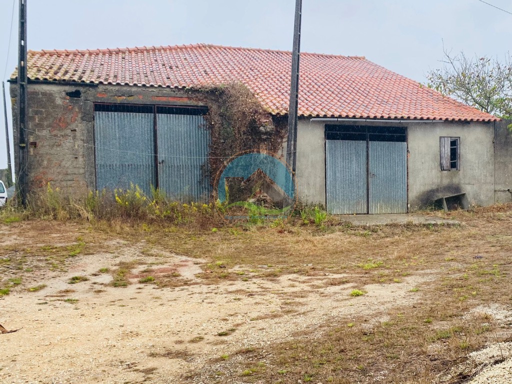 Armazém em terreno de 535m2 - a 15 kms de Caldas da Rainha — Photo 1
