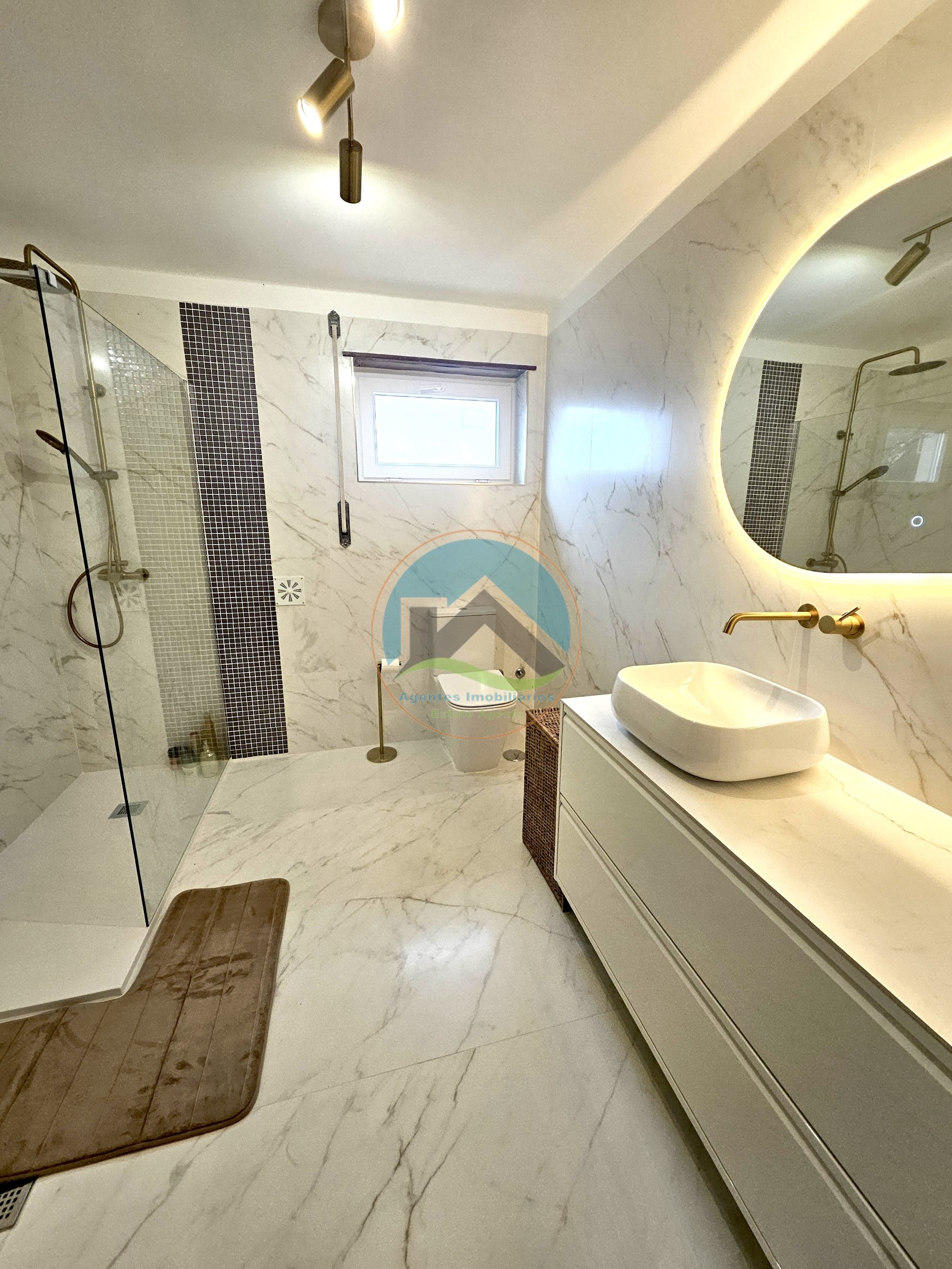 Moradia Isolada de Excelência com Vistas Panorâmicas nas Caldas — Photo 11