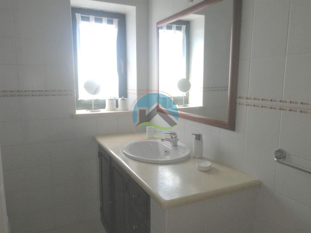Moradia T4 com garagem, jardim e piscina - Buçaco, Portugal — Photo 11