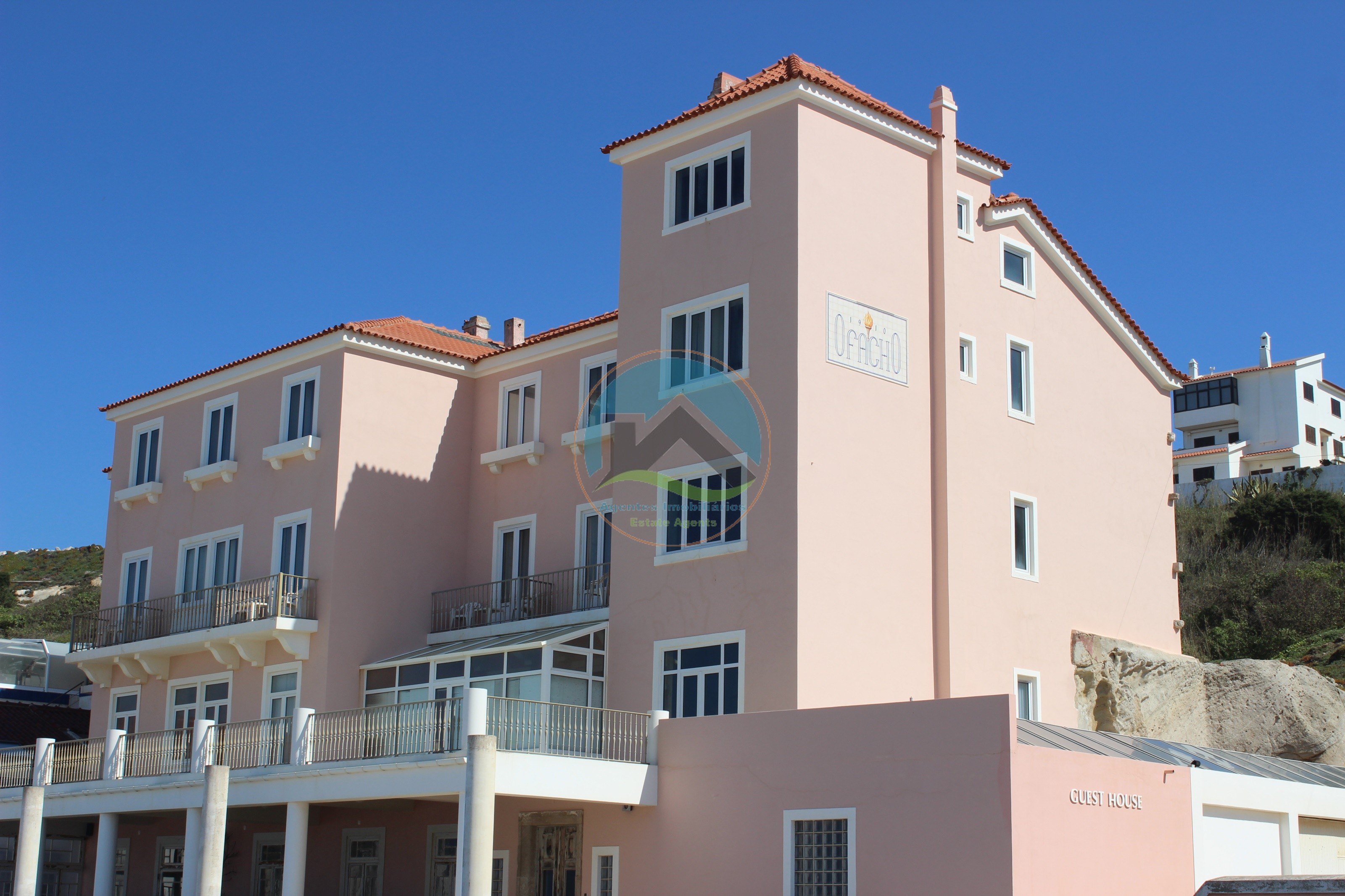 Unidade hoteleira de charme em primeira linha de mar na Foz do — Photo 3