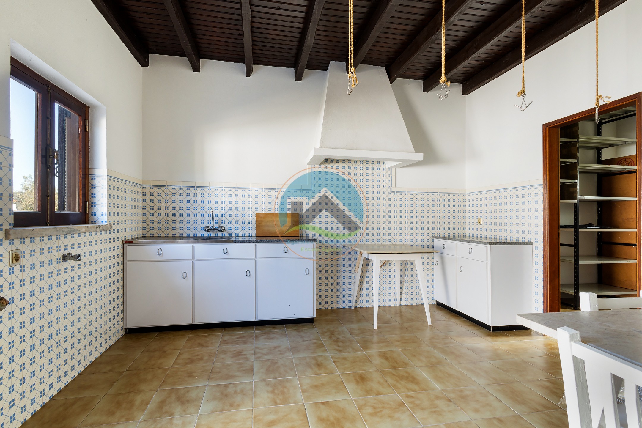 Casa tradicional portuguesa con terreno en el Parque Natural — Photo 25