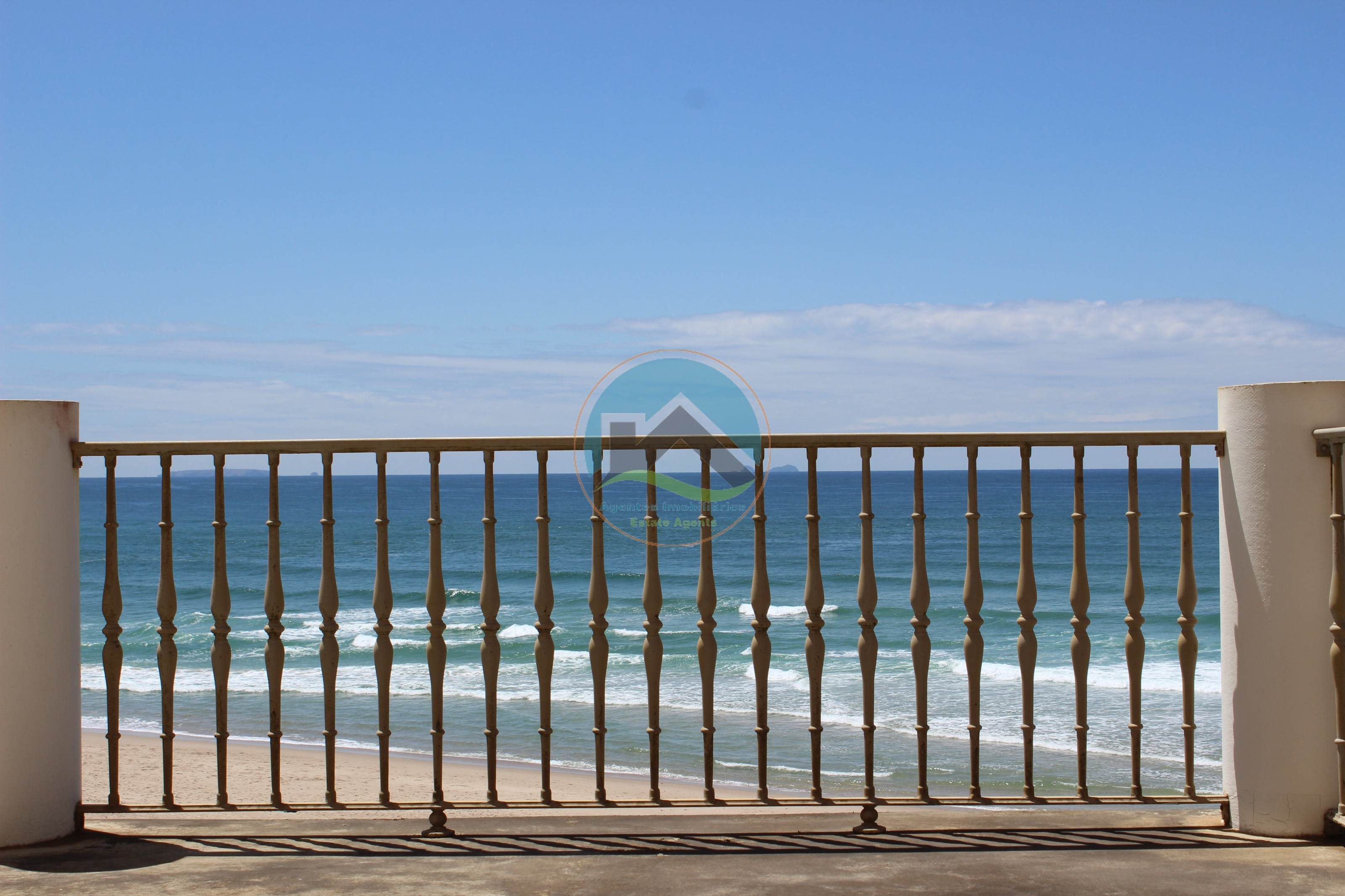 Unidade hoteleira de charme em primeira linha de mar na Foz do — Photo 5