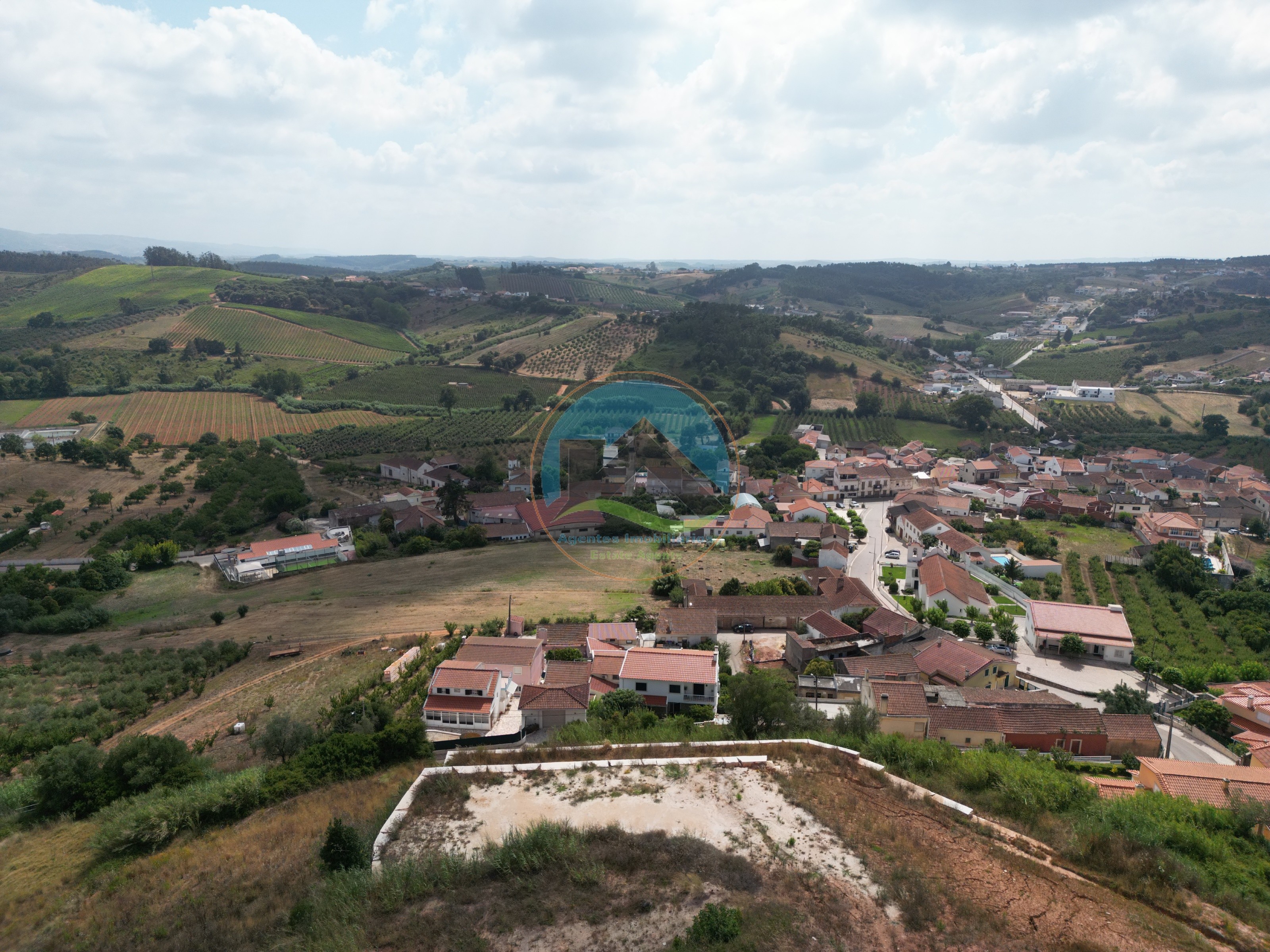 Terreno com Projeto Aprovado para Moradia Contemporânea em Figueiros — Photo 6
