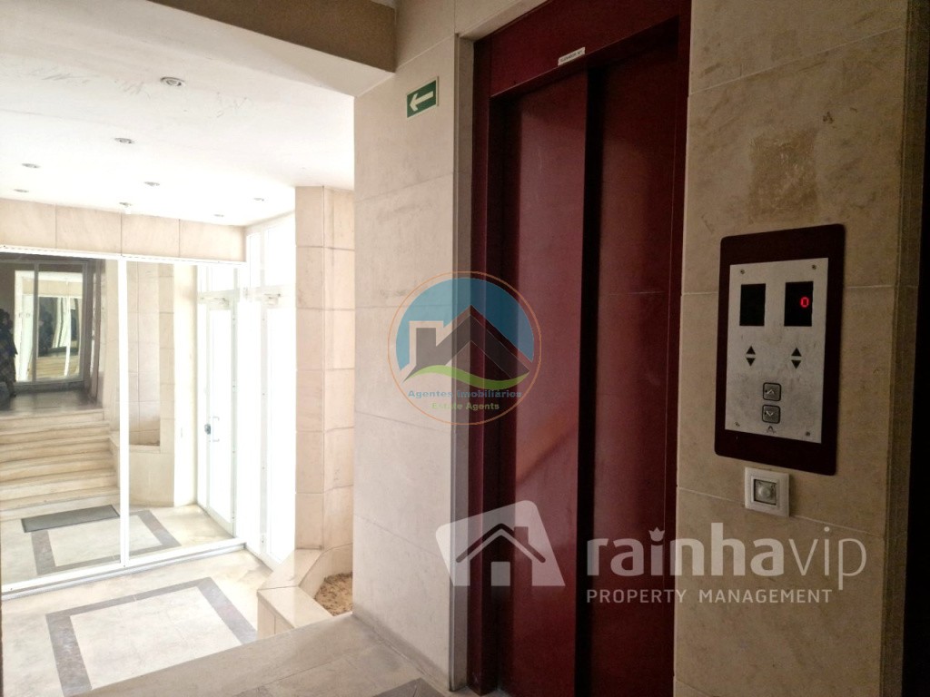 Apartamento T3 com lugar de estacionamento - centro da cidade de Caldas da Rainha — Foto 33