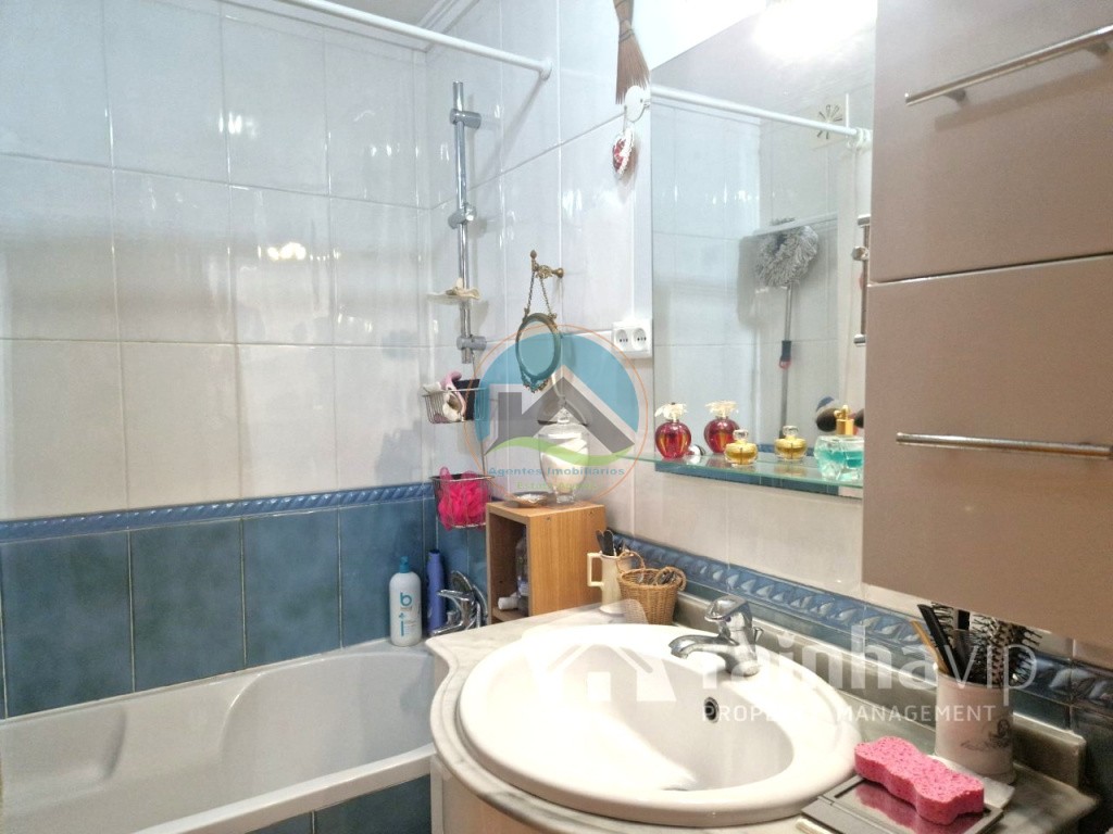 Apartamento T3 com lugar de estacionamento - centro da cidade de Caldas da Rainha — Foto 27