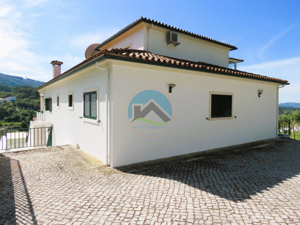 Haus mit 4 Schlafzimmern, Garage und beheiztem Pool - Penela, Coimbra — Photo 39