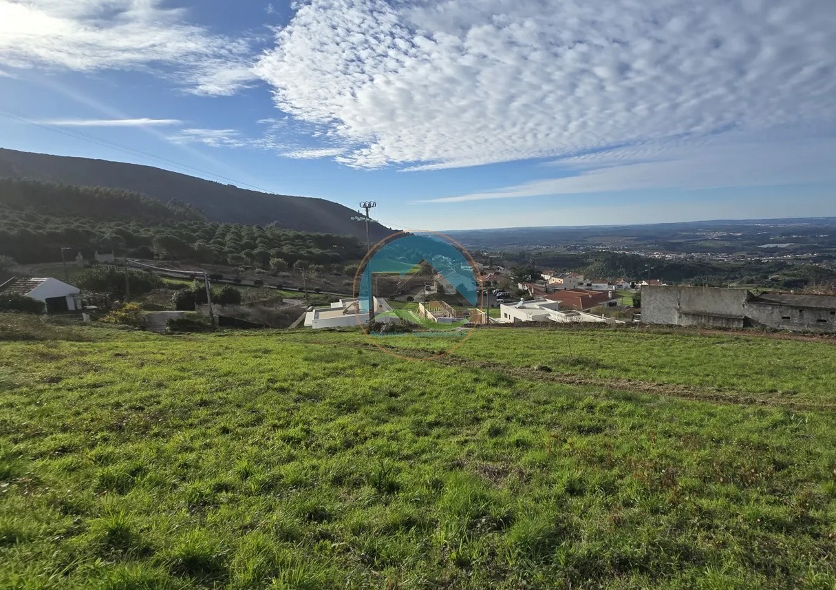 Terreno 7.143 m² em Pragança, Cadaval — Photo 1