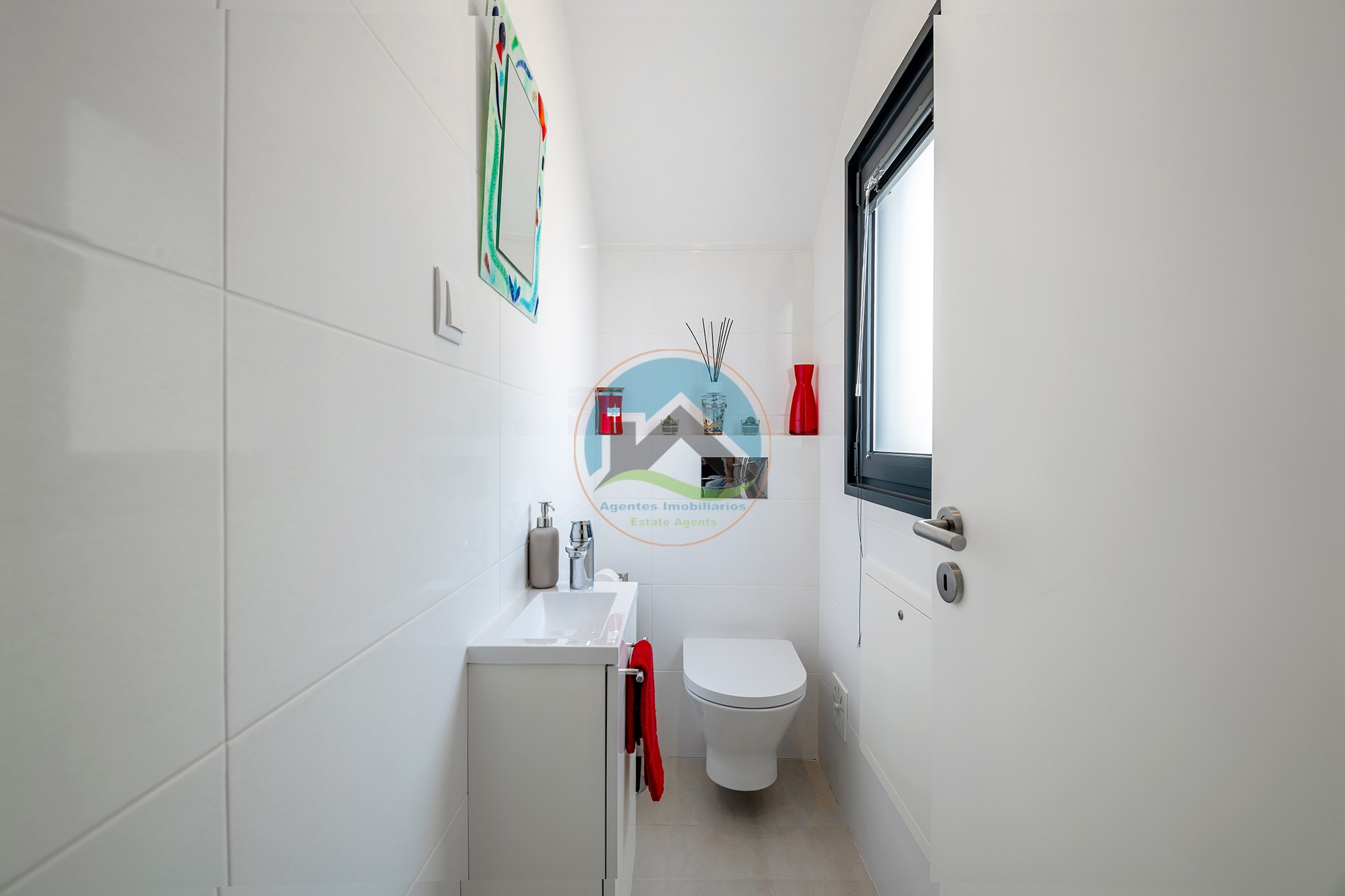 Moradia de luxo contemporânea com tecnologia de ponta, junto — Photo 30