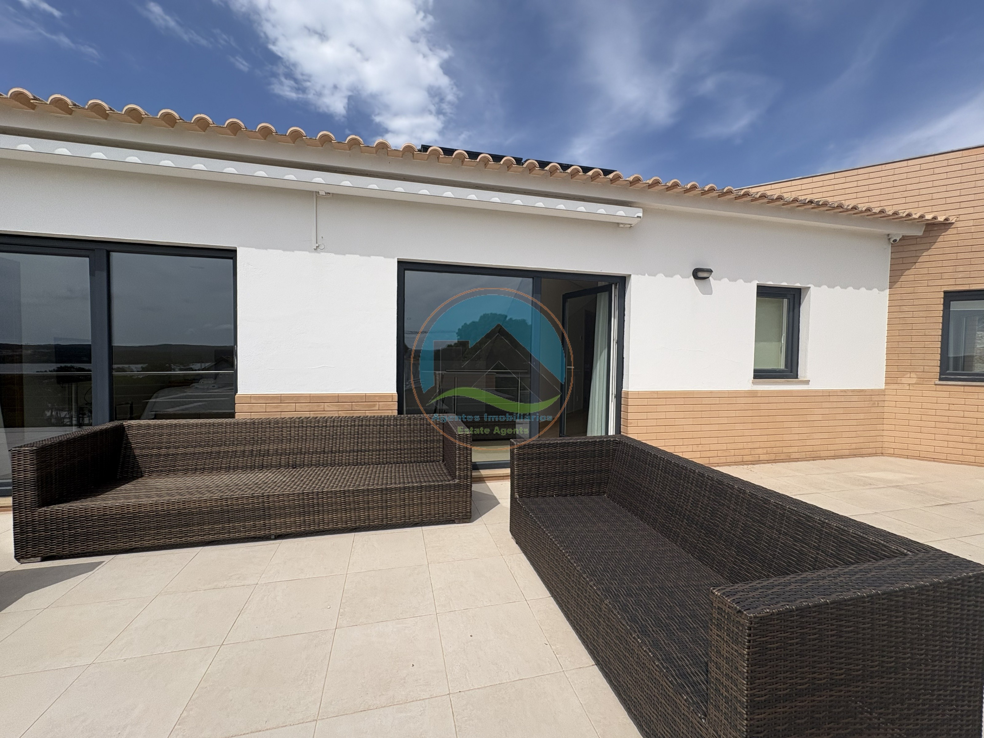 Moradia Contemporânea de Luxo com Vista Deslumbrante sobre a — Photo 53