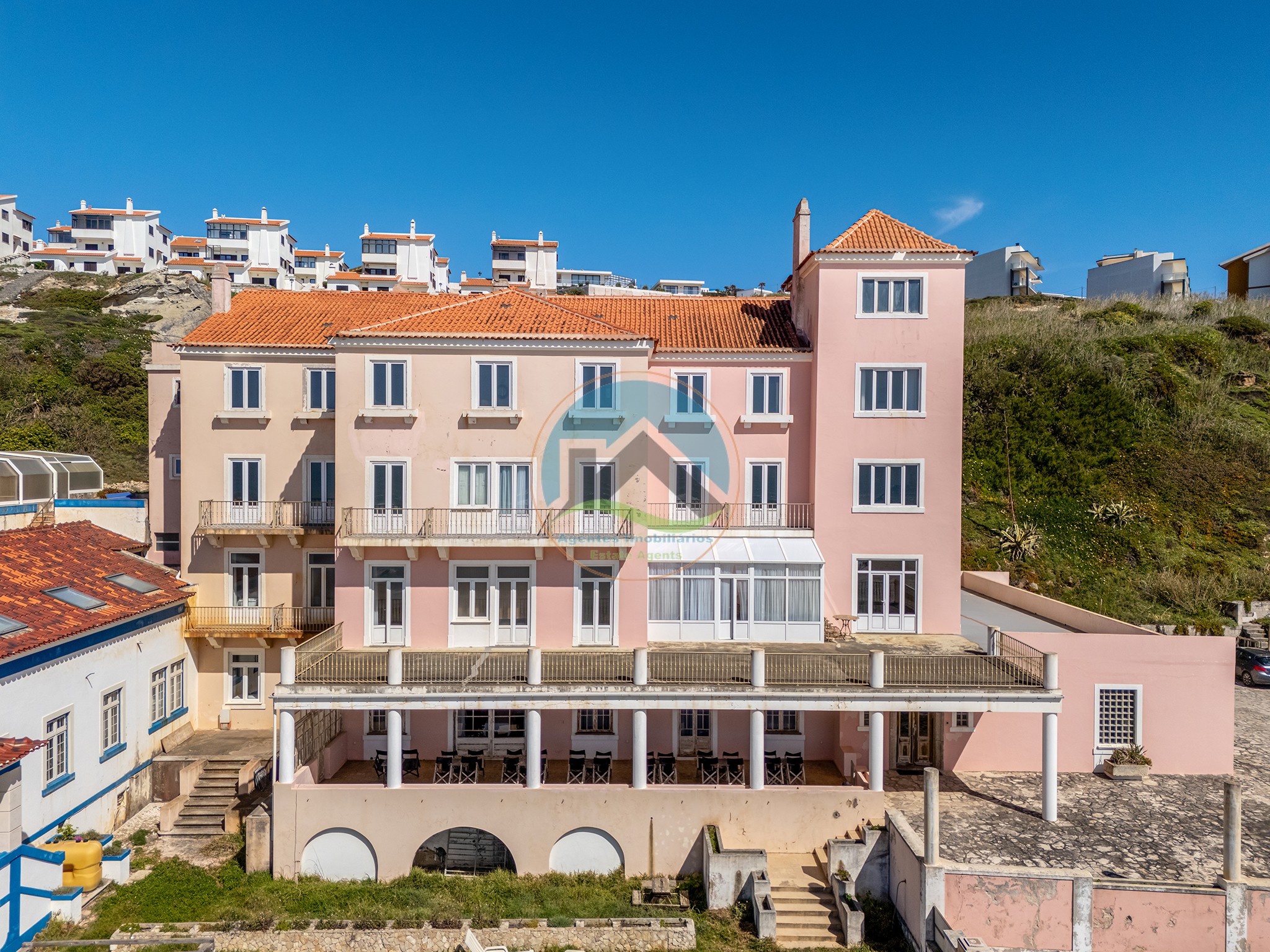 Unidade hoteleira de charme em primeira linha de mar na Foz do — Photo 2