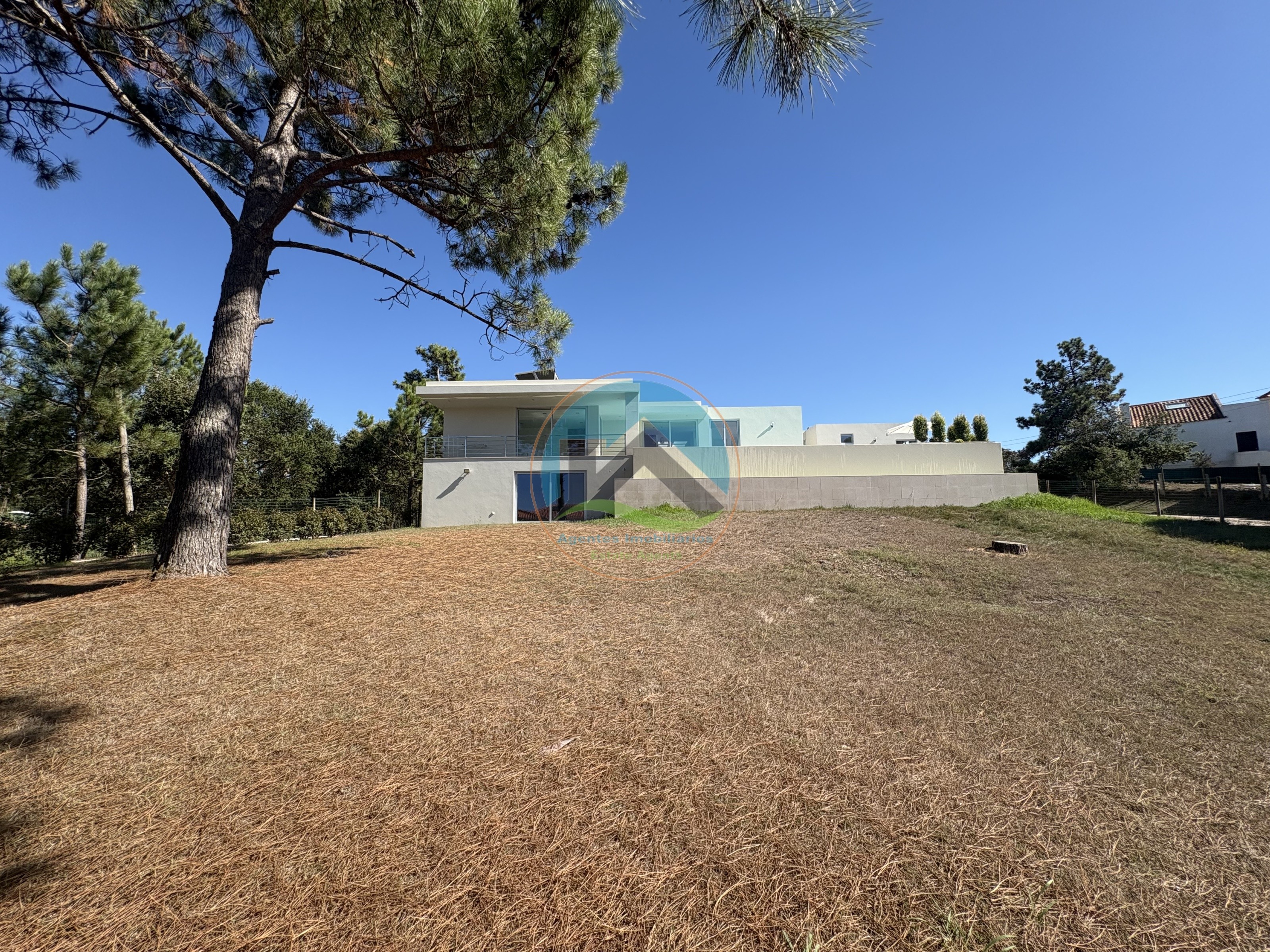 Moderne Villa mit Pool und Blick auf die Lagune — Photo 9