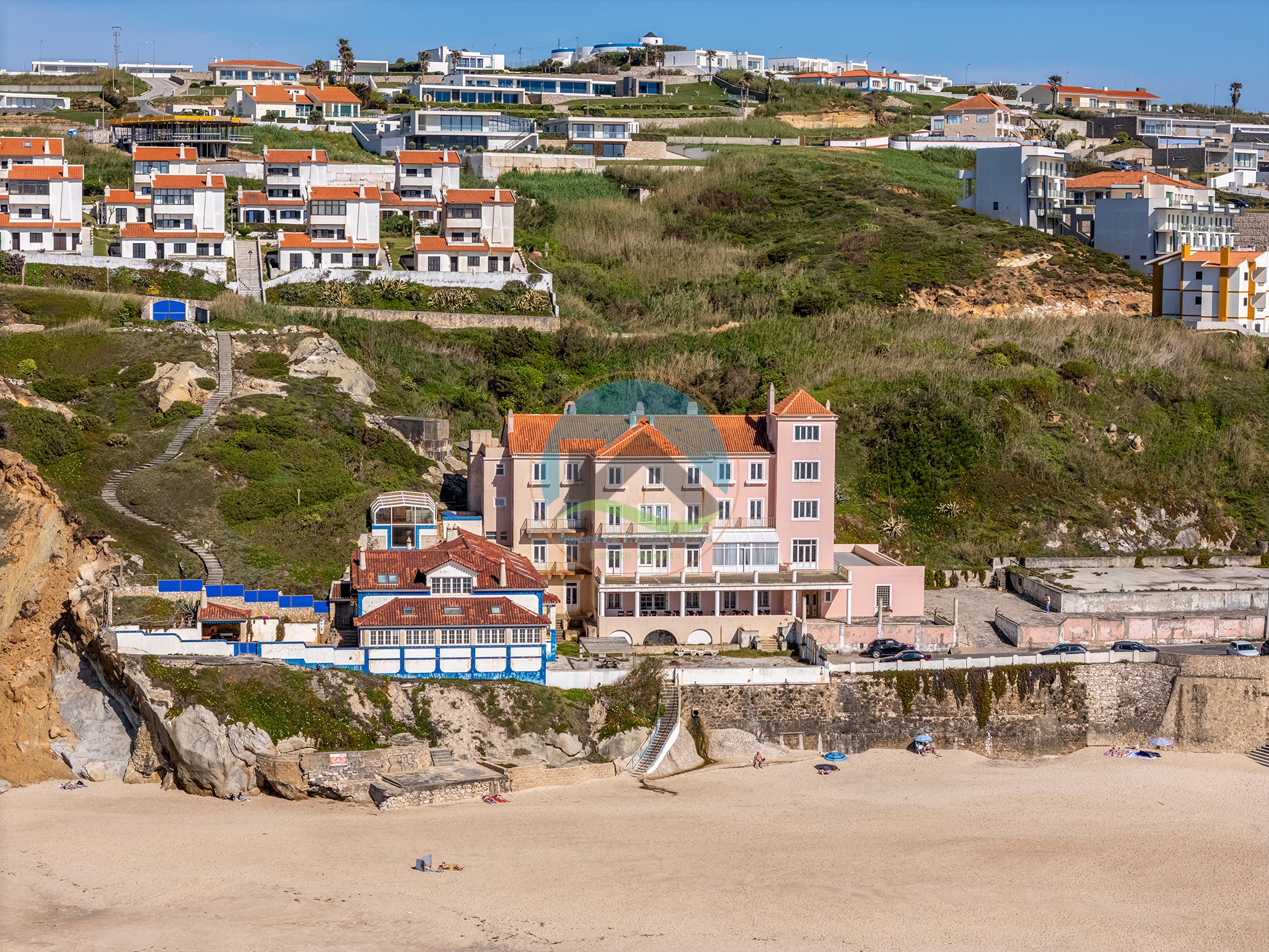 Unidade hoteleira de charme em primeira linha de mar na Foz do — Photo 60