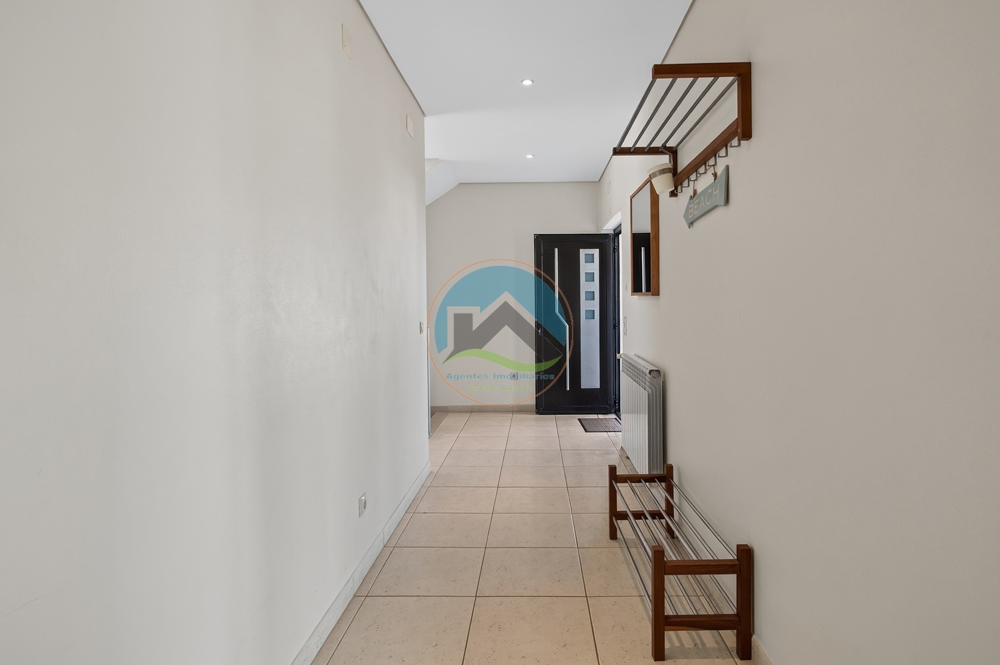 Moradia contemporânea com piscina privada em Salir do Porto — Foto 10