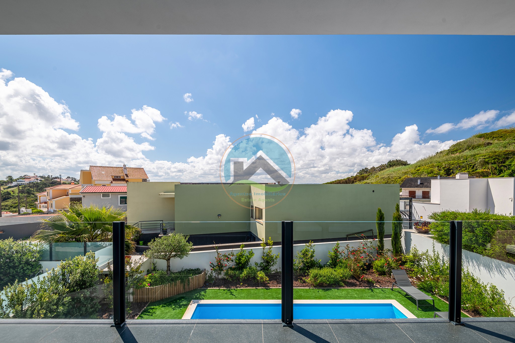 Villa contemporanea sul mare con piscina privata - Foz — Photo 28