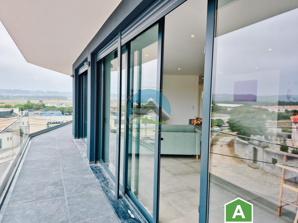 Geräumige T3-Wohnung mit Pool - nur wenige Gehminuten vom Strand in São Martinho do Porto, Costa de Prata — Photo 1