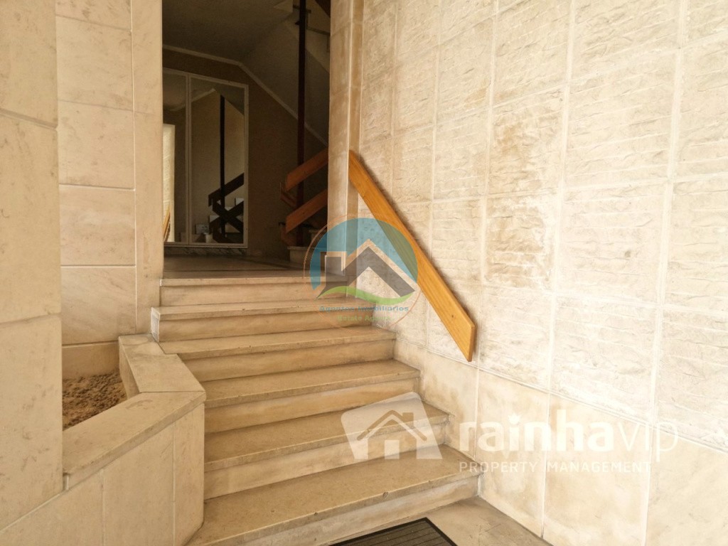 Apartamento T3 com lugar de estacionamento - centro da cidade de Caldas da Rainha — Foto 32