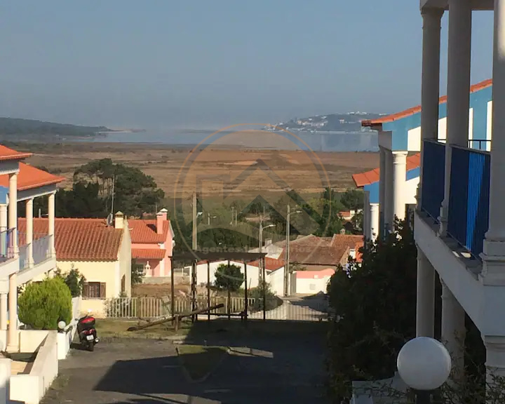 Bellissima villa immersa in un condominio sicuro — Photo 20