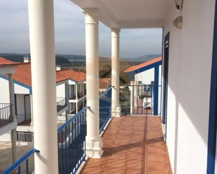 Bellissima villa immersa in un condominio sicuro — Photo 18