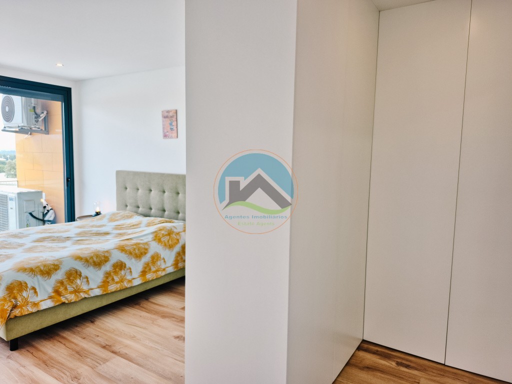 Geräumige T3-Wohnung mit Pool - nur wenige Gehminuten vom Strand in São Martinho do Porto, Costa de Prata — Photo 16