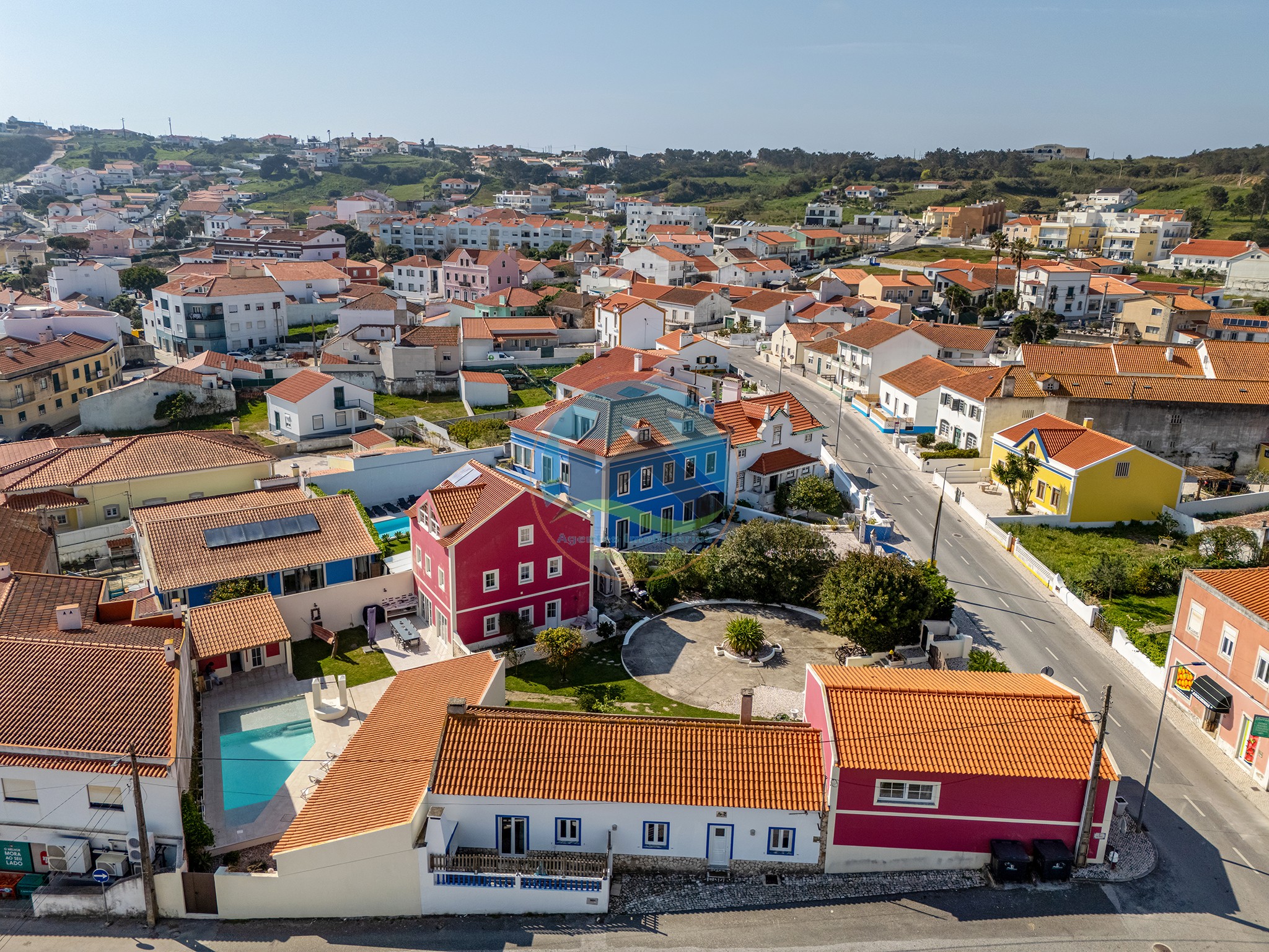 Refúgio Único com 3 Casas e Piscina na Foz do Arelho a Dois Passos — Foto 2
