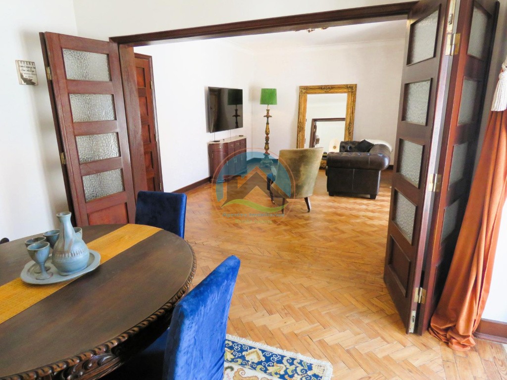 Appartamento T5 - situato nel quartiere storico di Tomar — Photo 11