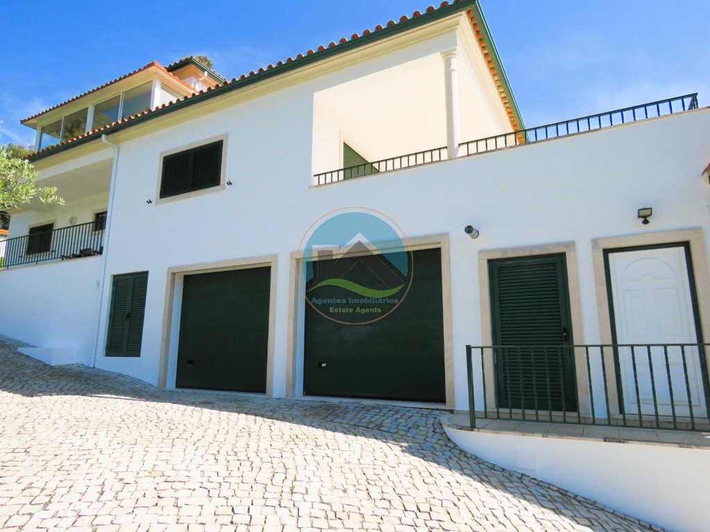 Haus mit 4 Schlafzimmern, Garage und beheiztem Pool - Penela, Coimbra — Photo 3