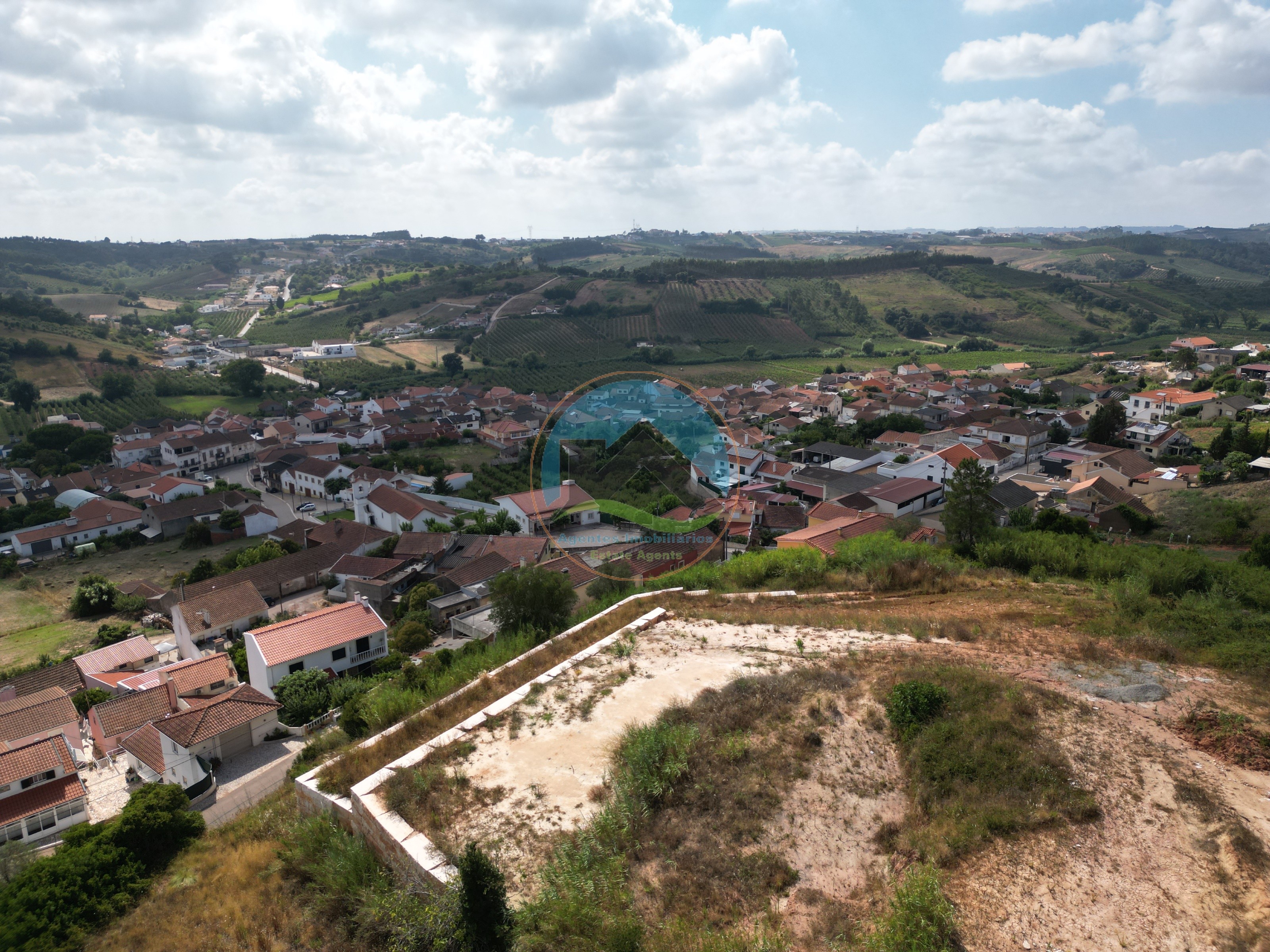 Terreno com Projeto Aprovado para Moradia Contemporânea em Figueiros — Photo 13