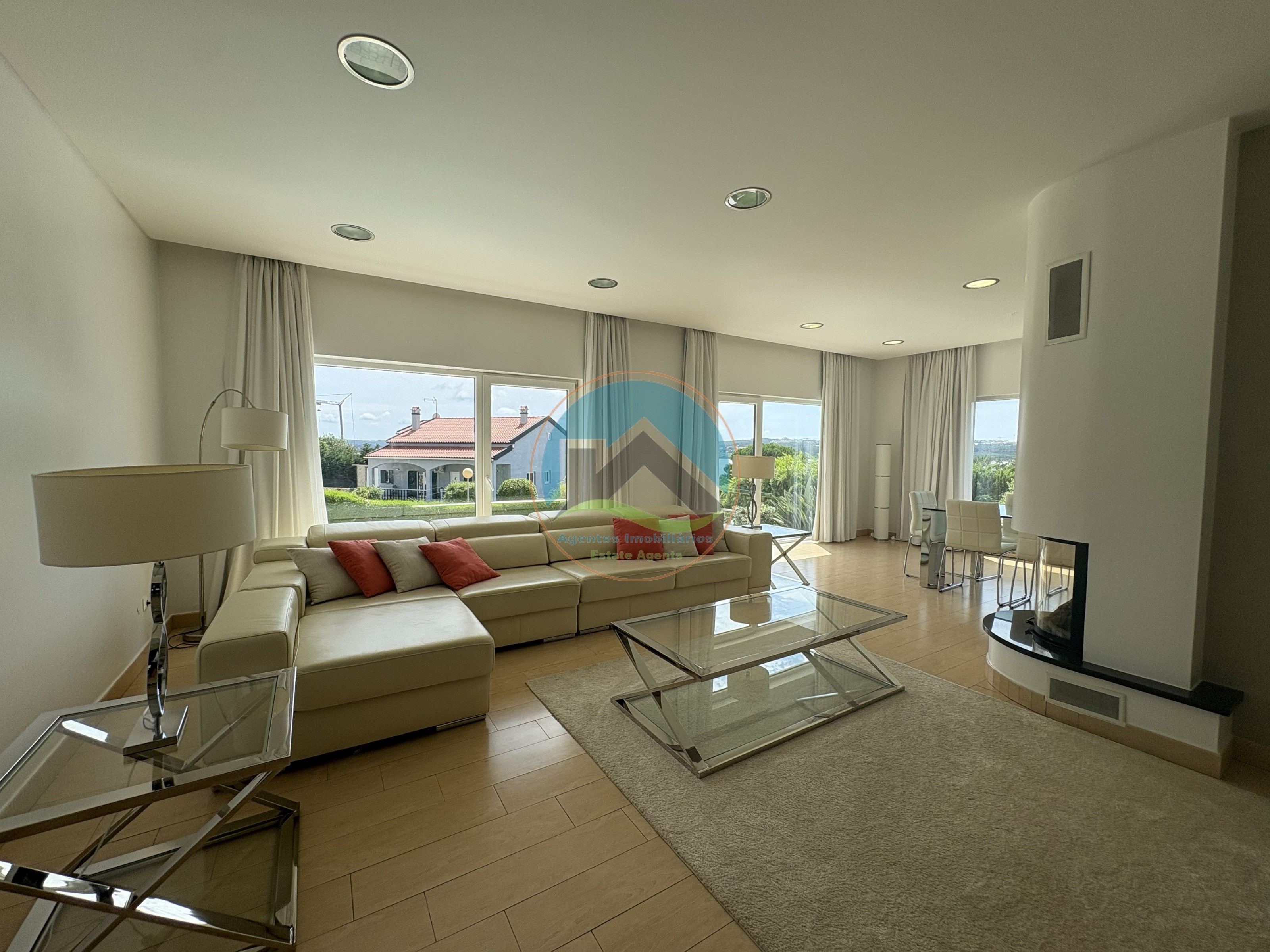 Moradia Contemporânea de Luxo com Vista Deslumbrante sobre a — Photo 30
