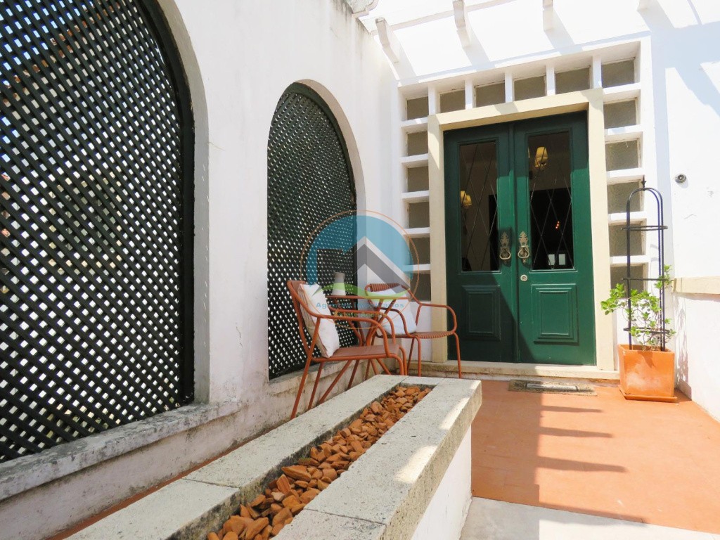 Appartamento T5 - situato nel quartiere storico di Tomar — Photo 4