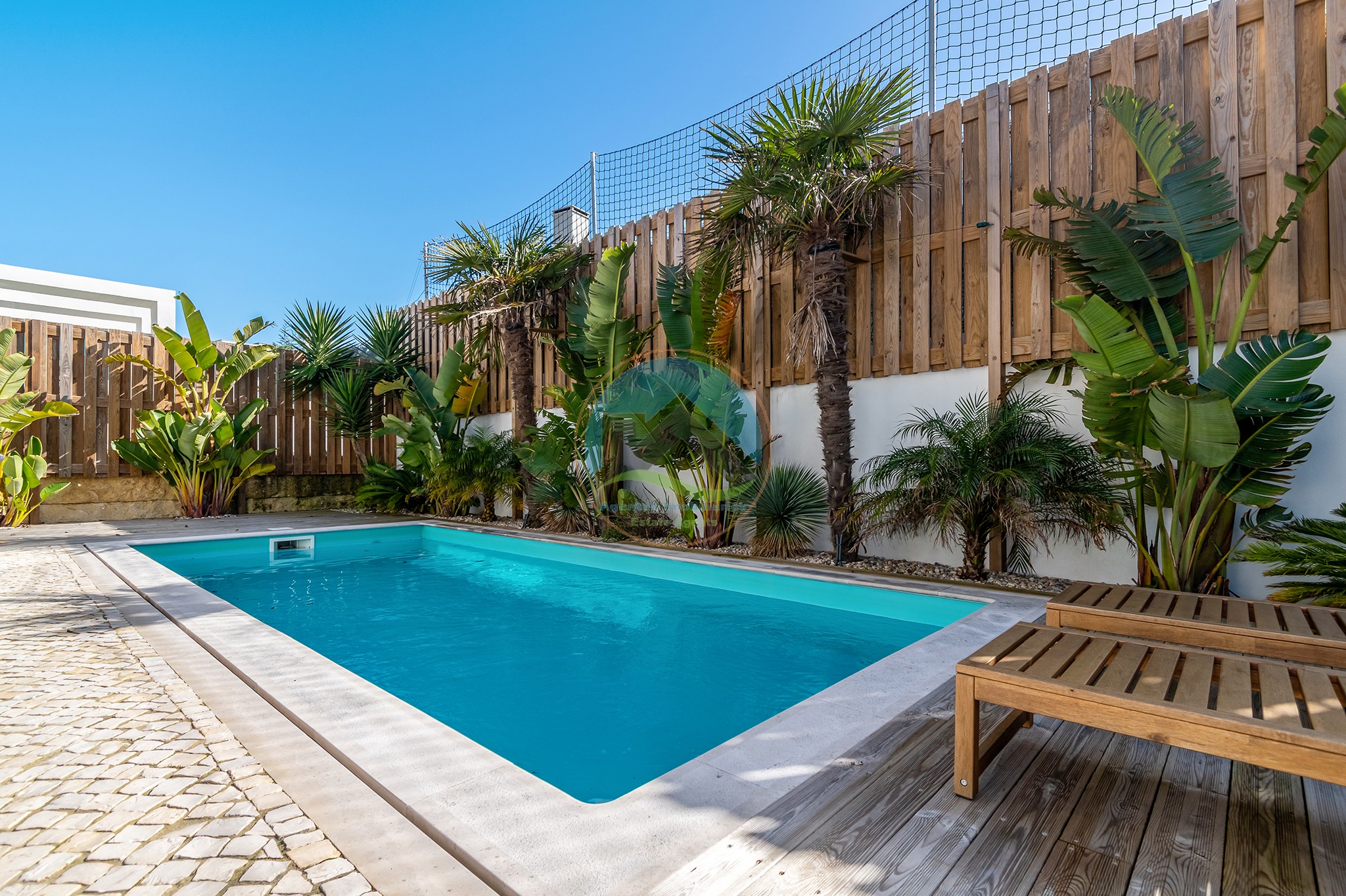 Casa di architettura moderna con piscina privata — Photo 8
