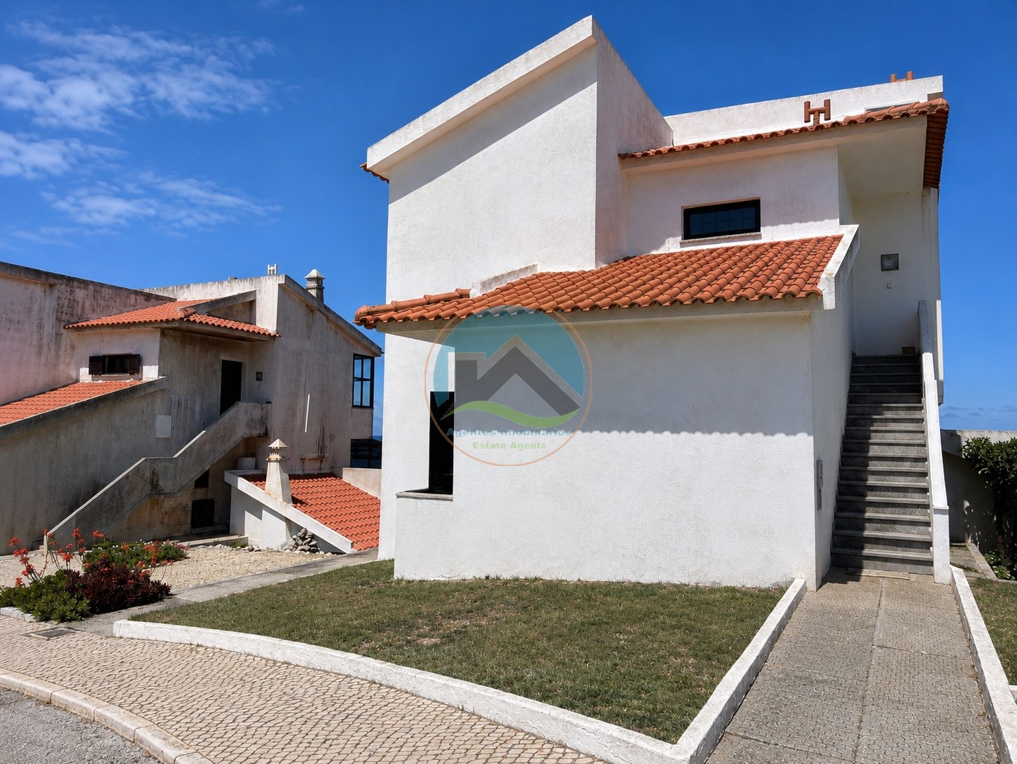 Onde o Mar Entra em Casa - T1 com Vista Panorâmica — Photo 23