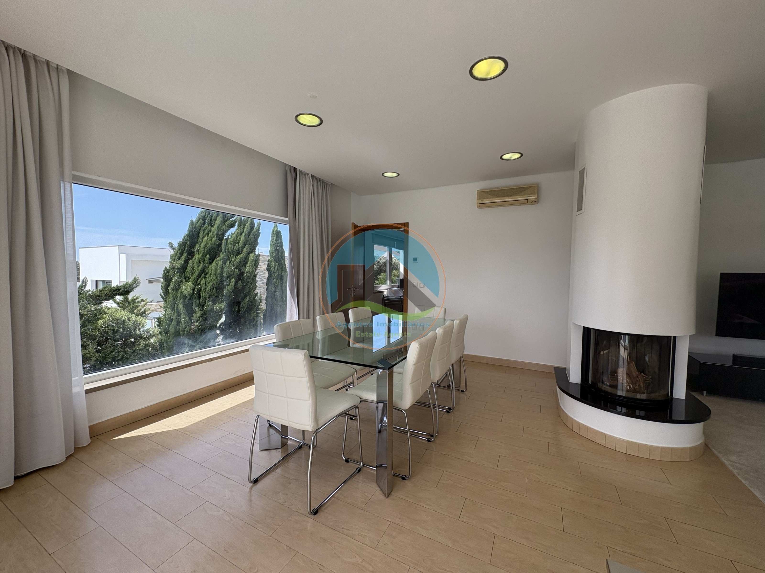 Moradia Contemporânea de Luxo com Vista Deslumbrante sobre a — Photo 25