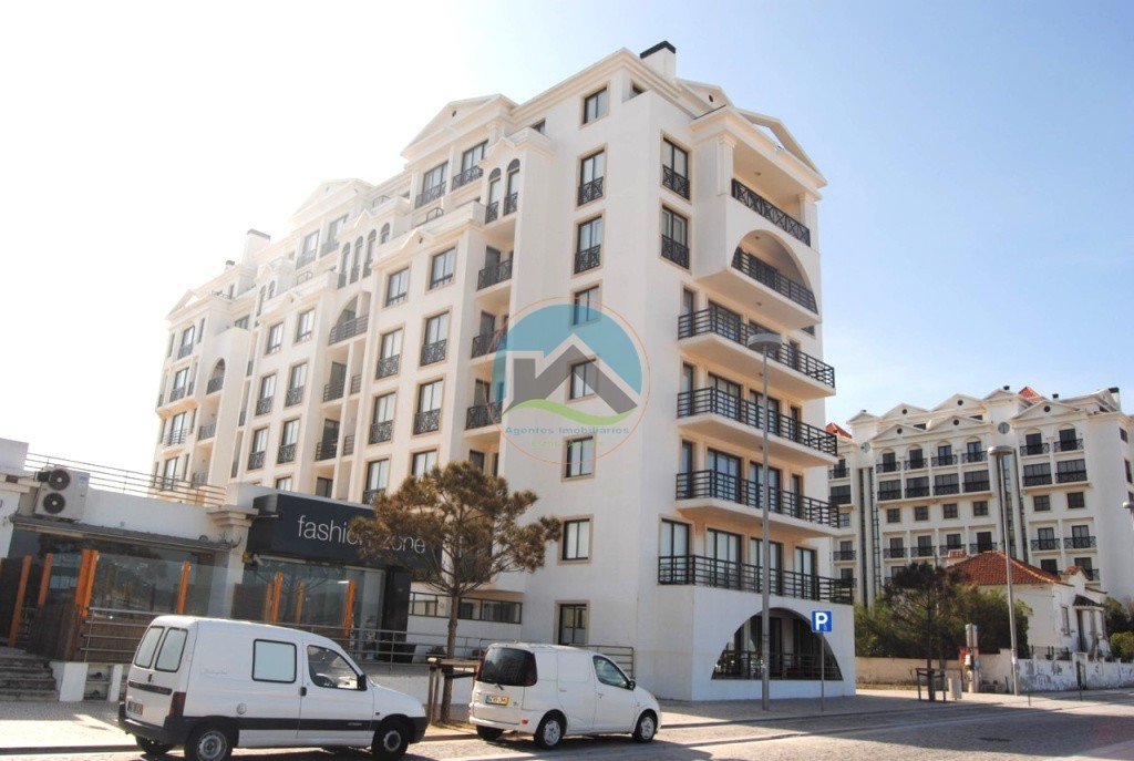 Apartamento T2 com varanda e garagem - vista praia, São Martinho do Porto — Photo 4
