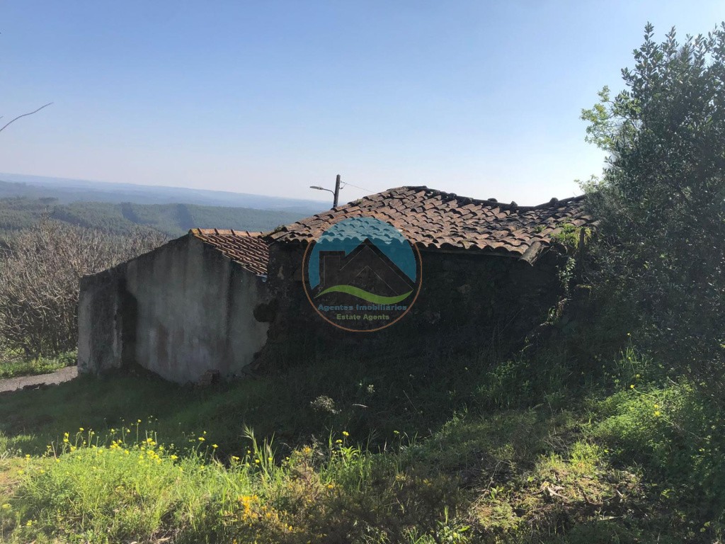 Casa antiga, adega, arrecadações e terreno- Alcobertas, Rio Maior — Photo 11