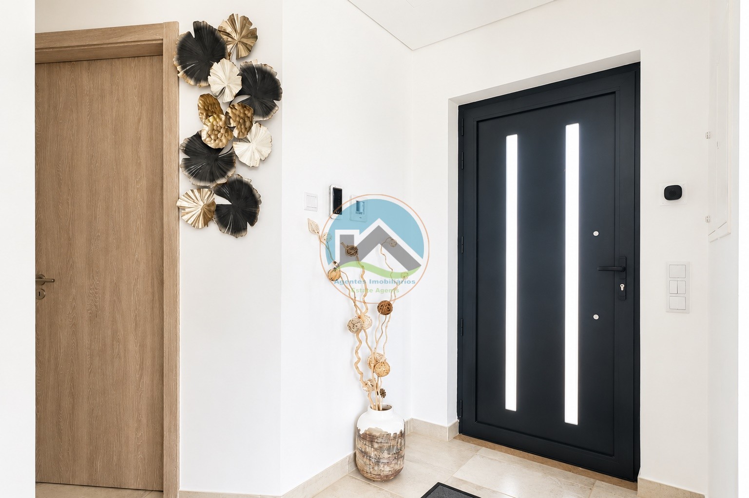 Moradia Contemporânea Térrea com Piscina Aquecida e terreno na — Foto 4
