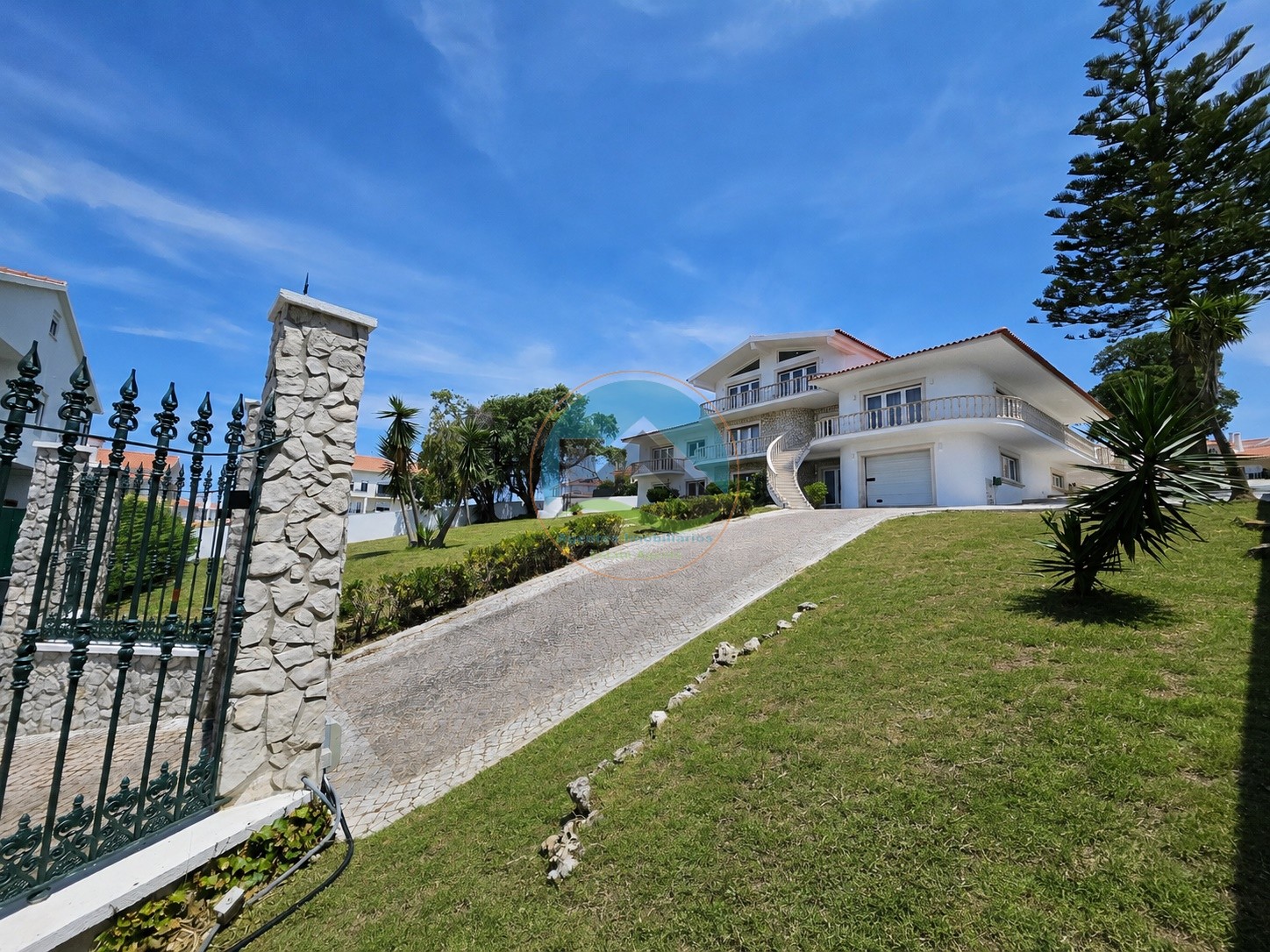 Moradia Isolada de Excelência com Vistas Panorâmicas nas Caldas — Photo 1