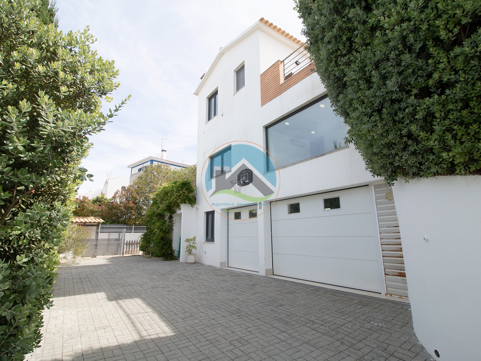 Moradia Contemporânea de Luxo com Vista Deslumbrante sobre a — Photo 11