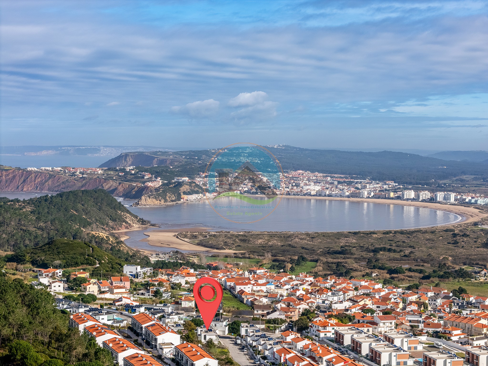 Moradia contemporânea com jardim e piscina em Salir do Porto — Foto 31