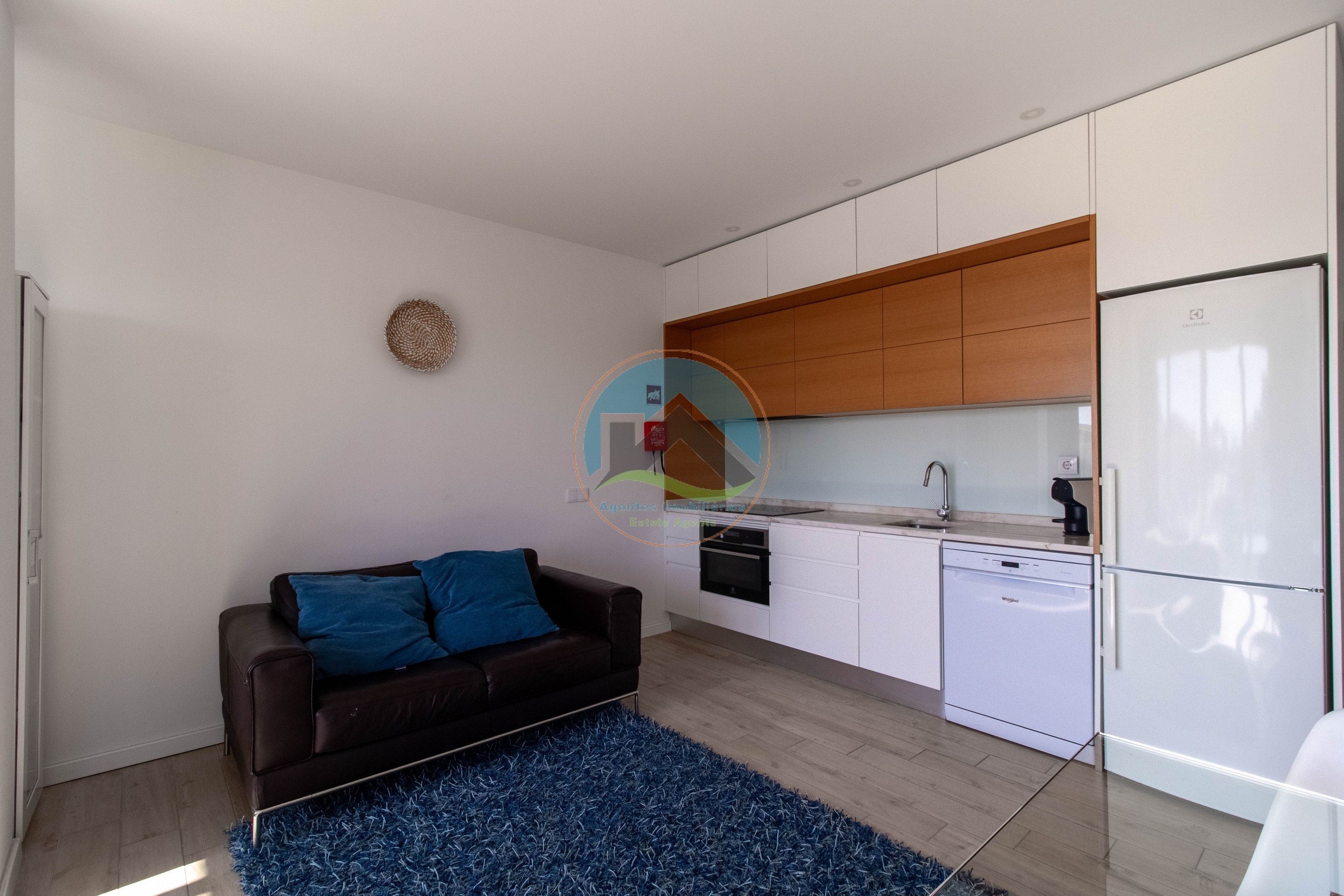 Moradia T4 com Piscina e com Unidades Independentes localizada — Photo 37