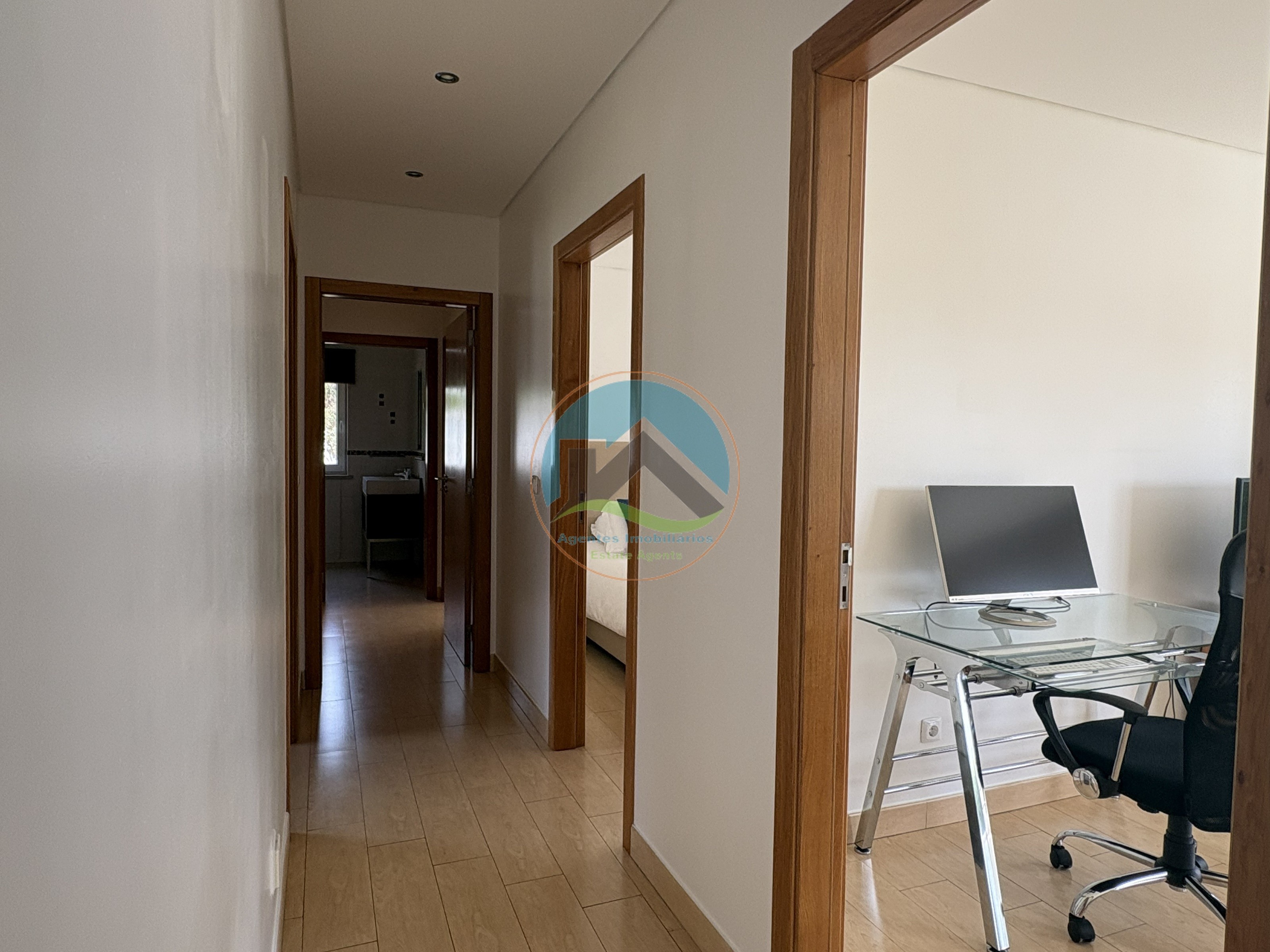 Moradia Contemporânea de Luxo com Vista Deslumbrante sobre a — Photo 15