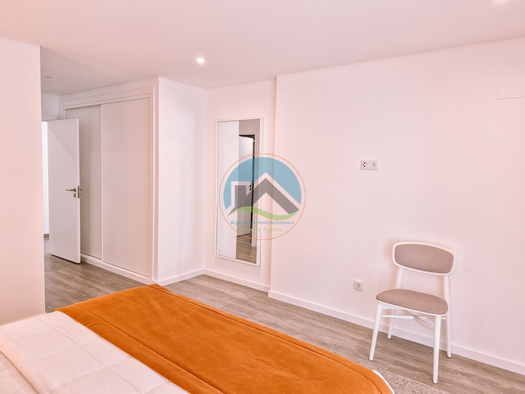 Apartamento com 2 suites, piscina comum e vista mar - Sítio da Nazaré — Photo 15