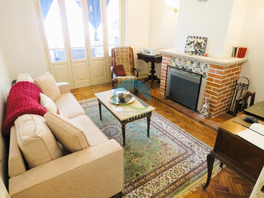 Appartamento T5 - situato nel quartiere storico di Tomar — Photo 8